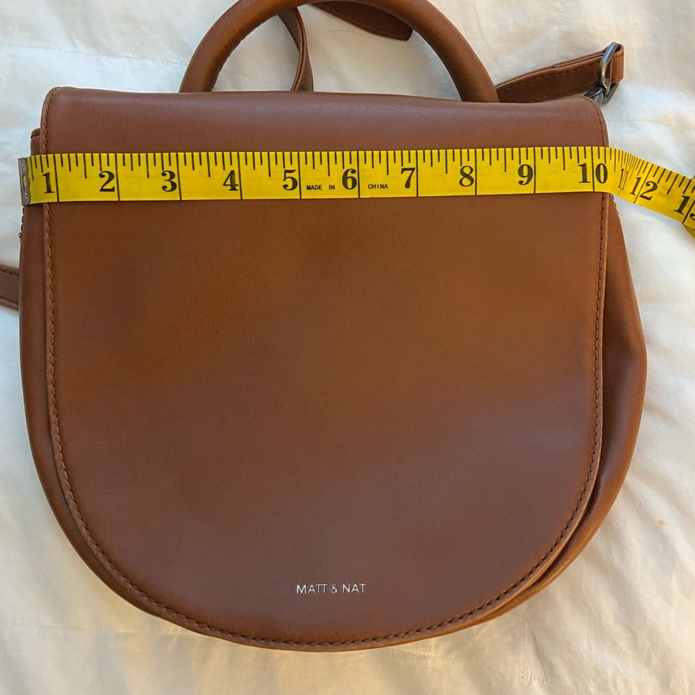Matt & Nat Parabole Vegan Leather Crossbody Bag - Picture 7 of 8